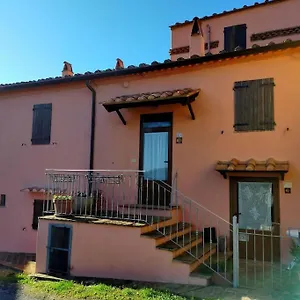 Casa Serena In Tuscany. Appartamento Sorano (Grosseto)